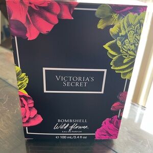 Victoria's Secret Bombshell Wild Flower Perfume